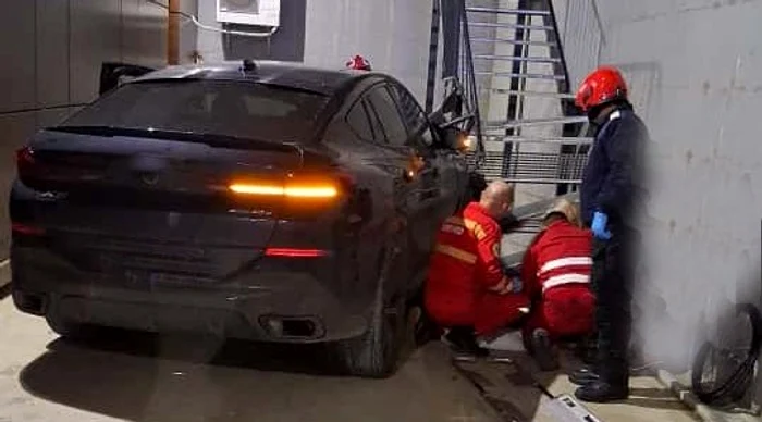 ---------O-judectoare-pensionar-de-51-de-ani-a-ucis-un-tnr-n-scaun-cu-rotile-n-parcarea-unui-centru-medical-Se-pare-c-a-ncurcat-comenzile-bolidului-de-lux