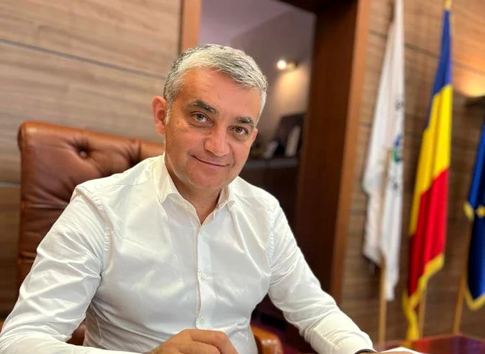 ---------Prefectul-din-Prahova-chemat-la-Parchet-pentru-c-nu-l-a-eliberat-din-funcie-pe-primarul-din-Sinaia-Edilul-Vlad-Oprea-a-fost-i-el-audiat