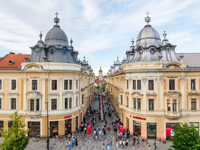---------Preuri-de-lux-ntr-un-bar-din-centrul-Clujului-o-salat-de-96-de-lei-i-o-sup-la-58-de-lei-Reaciile-localnicilor-Pornete-aparatul-de-muls-turitii