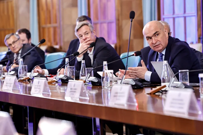 ---------Procedurile-de-obinere-a-avizelor-ISU-vor-fi-simplicate-Premierul-Bolojan-anun-c-urmeaz-i-cele-de-mediu