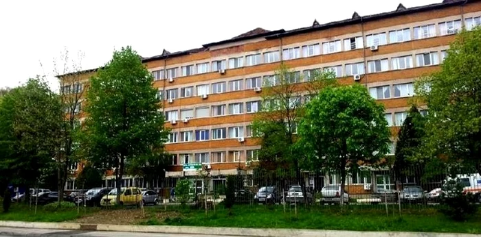 ---------Spitalul-din-Reia-n-centrul-unui-scandal-dup-moartea-suspect-a-unui-pacient-care-a-czut-pe-scri-Disput-ntre-aparintori-i-conducerea-spitalului