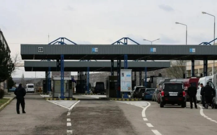 ---------Stare-de-alert-la-grania-Romniei-cu-Republica-Moldova-Un-camion-plin-cu-armament-oprit-la-Vama-Albia