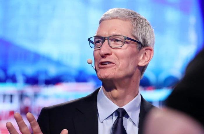 ---------Tim-Cook-vrea-s-prseasc-funcia-de-CEO-al-Apple-Cine-i-ar-putea-lua-locul-n-curnd