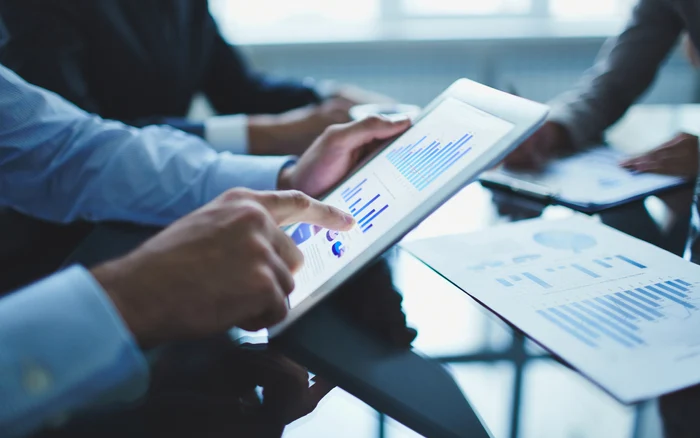 ---------Un-economist-avertizeaz-c-perioada-grea-pe-care-o-va-traversa-Romnia-nu-se-reduce-doar-la-2026-Ne-am-ntins-mai-mult-dect-ne-e-plapuma