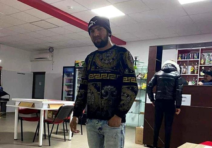 Video----------Incident-ocant-ntr-o-comun-din-Brila-Brbat-arestat-dup-ce-a-violat-o-femeie-ntr-un-cimitir