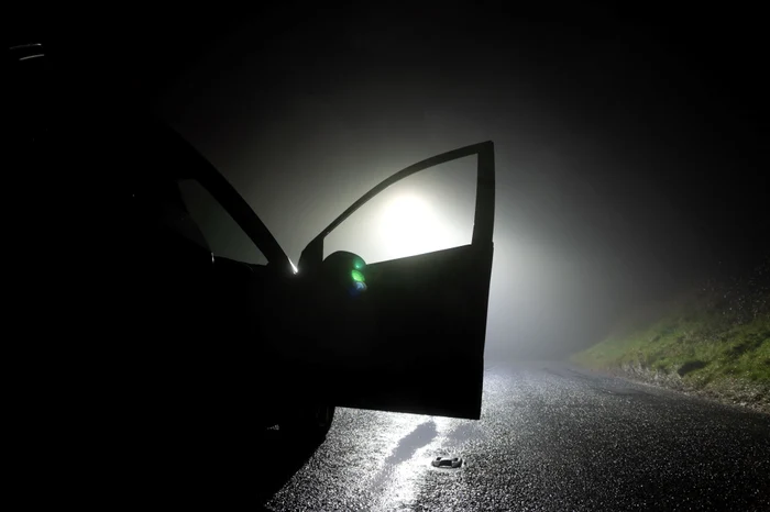 ---------ofer-spulberat-pe-osea-dup-ce-a-oprit-pentru-o-defeciune-i-a-cobort-din-main