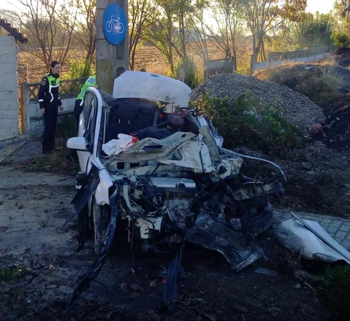 ---------Accident-cumplit-n-Tulcea-Un-ofer-a-fost-decapitat-dup-coliziunea-cu-un-tractor