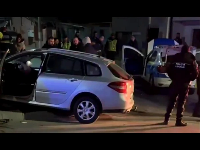 ---------Accident-ntre-un-autoturism-i-o-autospecial-de-poliie-n-Medgidia-Doi-poliiti-au-fost-rnii