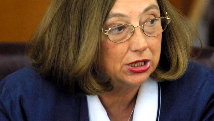 ---------Audieri-pe-band-rulant-dup-moartea-Rodici-Stnoiu-oferul-i-buctreasa-au-vorbit-cu-anchetatorii-Urmtorul-pe-list-este-partenerul-fostei-ministre