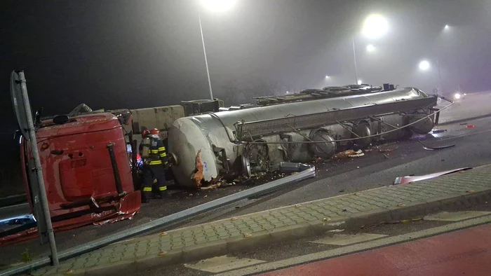 Breaking----------Cistern-ncrcat-cu-amoniac-rsturnat-pe-DN-5-ntre-Bucureti-i-Giurgiu-A-fost-activat-planul-de-intervenie-chimic