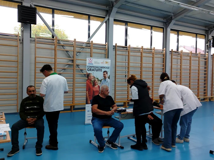 ---------Caravane-medicale-pentru-prevenia-bolilor-cronice-11-spitale-vor-face-screening-n-zonele-defavorizate-din-Romnia--