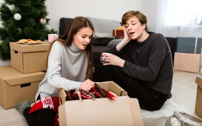 ---------Ce-putem-face-cu-cadourile-nedorite-primite-de-Crciun-Moduri-de-a-scpa-de-grija-lor-ntr-un-mod-elegant