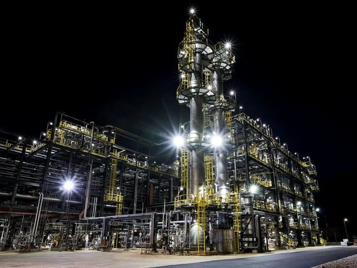 ---------Conducerea-Rafinriei-Petrobrazi-n-edin-de-urgen-pentru-a-evita-oprirea-alimentrii-cu-ap