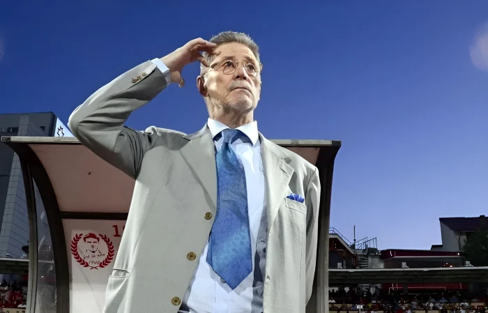 ---------Cornel-Dinu-n-stare-critic-S-a-ndeprtat-de-apropiai-i-refuz-comunicarea-Mi-se-sfie-sufletul-S-a-nchis-n-el