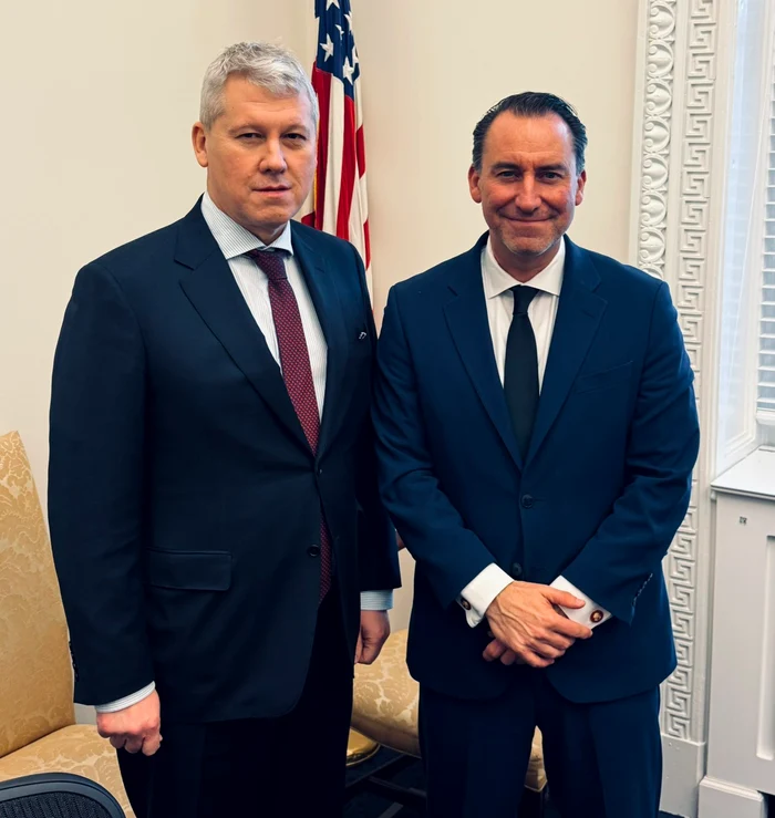 ---------Ctlin-Predoiu-discuii-strategice-la-Casa-Alb-cu-consilierul-lui-Trump-O-ntlnire-bun