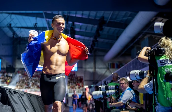 ---------David-Popovici-i-Simona-Radi-strlucesc-n-Balcani-nominalizri-printre-elitele-sportului-2025