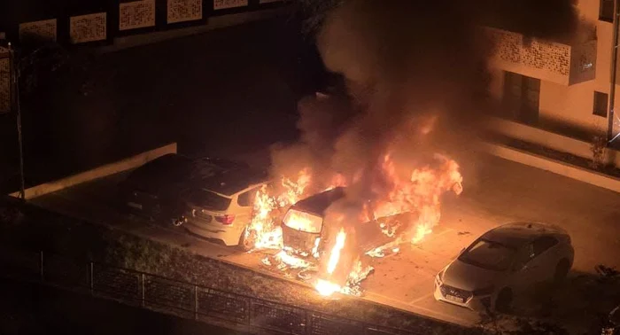 ---------Doi-brbai-din-Iai-arestai-preventiv-dup-ce-au-incendiat-mai-multe-vehicule-din-rzbunare