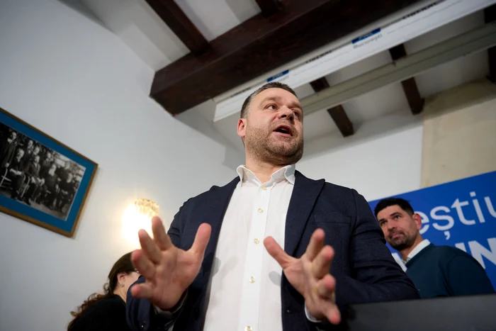 Exclusiv----------Exit-poll-urile-i-sondajele-au-euat-masiv-n-Bucureti-E-fr-precedent-Am-avut-trei-case-de-sondare-care-au-manipulat