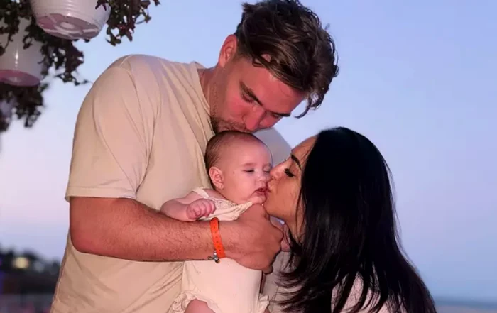 ---------Fiecare-mam-are-nevoie-de-mama-ei-Larisa-Iordache-ndurerat-de-srbtori-dup-decesul-celei-care-i-a-oferit-tot-sprijinul-Am-nevoie-de-sfaturile-ei