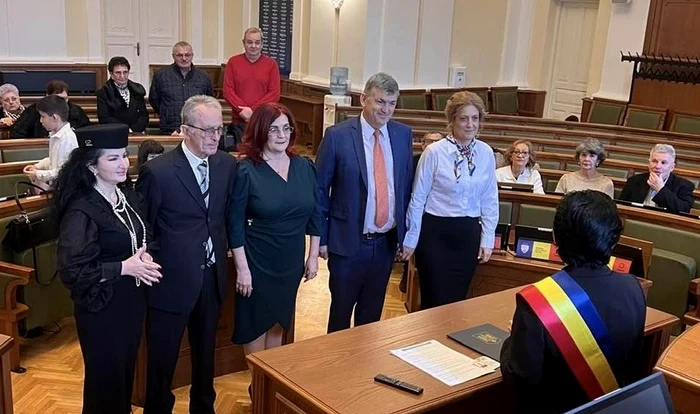 ---------Fostul-mare-handbalist-romn-Cristian-Gau-s-a-recstorit-la-80-de-ani-Cum-a-driblat-presa-magicianul-semicercului-