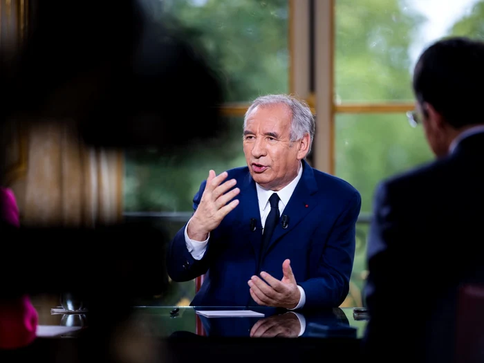 ---------Franois-Bayrou-fost-premier-al-Franei-a-fost-spitalizat-de-urgen