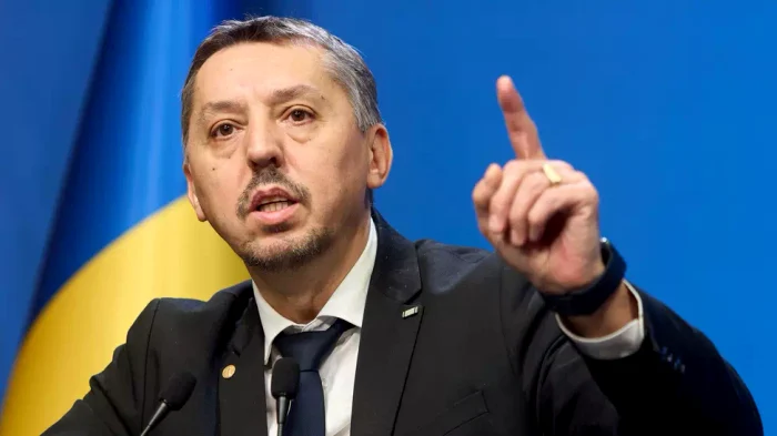 ---------Guvernul-suspend-temporar-interdicia-cumulului-pensie-salariu-n-Educaie-anun-ministrul-Daniel-David