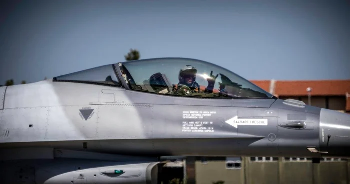 ---------Instruirea-piloilor-romni-pe-avioanele-F-16-se-face-numai-cu-aprobarea-Parlamentului-Solicitarea-a-fost-fcut-de-MApN