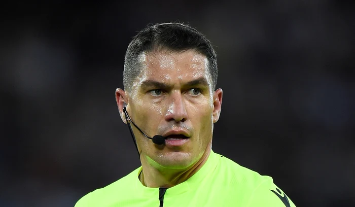 ---------Istvan-Kovacs-printre-cei-mai-buni-arbitri-ai-lumii-n-2025-Pe-ce-loc-s-a-clasat-Centralul-din-Carei-n-ierarhia-IFFHS