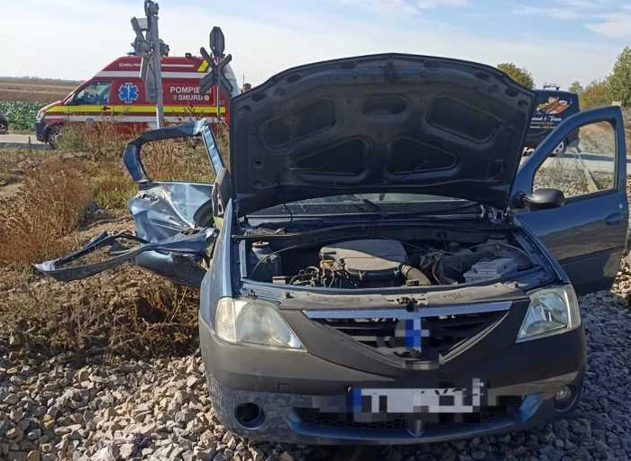 ---------Main-lovit-de-un-tren-cu-cltori-n-judeul-Dmbovia-oferul-autoturismului-a-murit