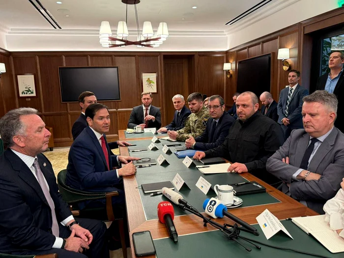 ---------Negocierile-din-Florida-nu-aduc-rezultate-Kievul-refuz-s-cedeze-Donbasul-iar-Kremlinul-nu-d-semne-de-compromis--ABC-News