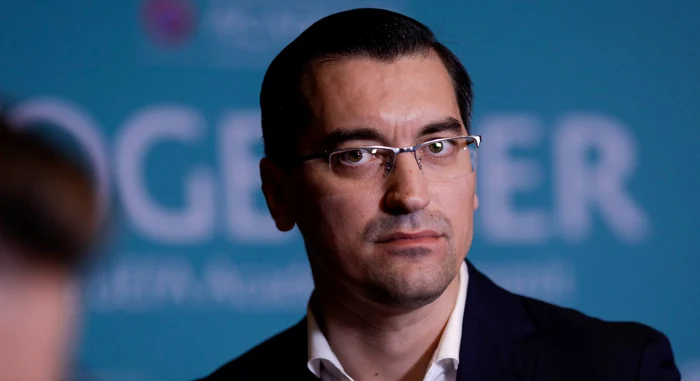 ---------Rzvan-Burleanu-i-a-gsit-naul-Un-fost-component-al-Generaiei-de-Aur-i-a-venit-de-hac