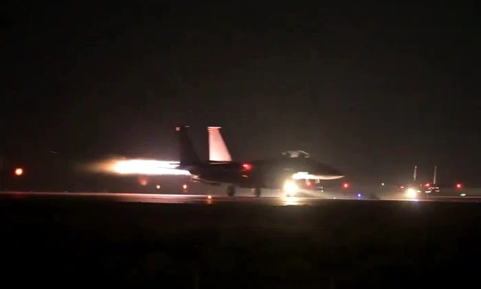 ---------SUA-lanseaz-atacuri-asupra-unui-inamic-pe-care-l-credea-nvins-Formele-noii-ameninri-reprezentate-de-ISIS