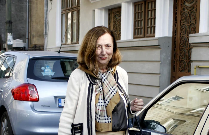 ---------Telefoanele-i-laptopurile-Rodici-Stnoiu-ridicate-de-anchetatori-Sunt-verificate-i-conturile-bancare-ale-fostului-ministru-al-Justiiei