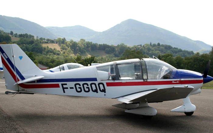 ---------Tragedie-n-Pirineii-francezi-Trei-elevi-ai-unei-coli-de-aviaie-i-instructorul-lor-au-murit-dup-prbuirea-unui-avion