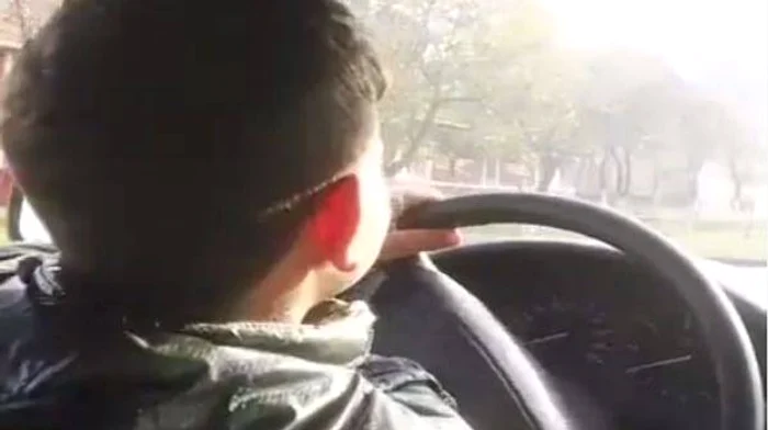 ---------Un-copil-de-14-ani-prins-noaptea-la-volanul-unui-autoturism-radiat-i-cu-numere-false-de-nmatriculare