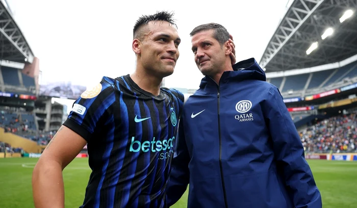 ---------Un-fotbalist-de-la-Inter-dezvluie-cum-Chivu-l-mbrieaz-mai-mult-dect-o-face-soia-lui