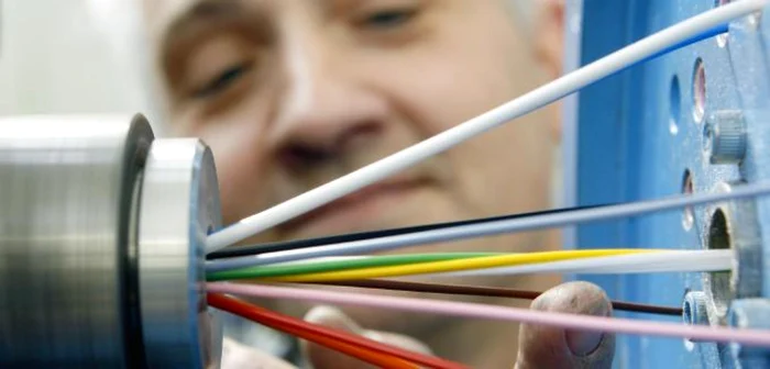 ---------Val-de-concedieri-la-o-fabric-din-Romnia-imediat-dup-Srbtori