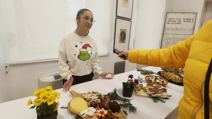 Video----------Srbtori-cu-gust-oltenesc-la-muzeu-Unii-dintre-copii-nici-nu-au-auzit-de-colindul-cu-Steaua