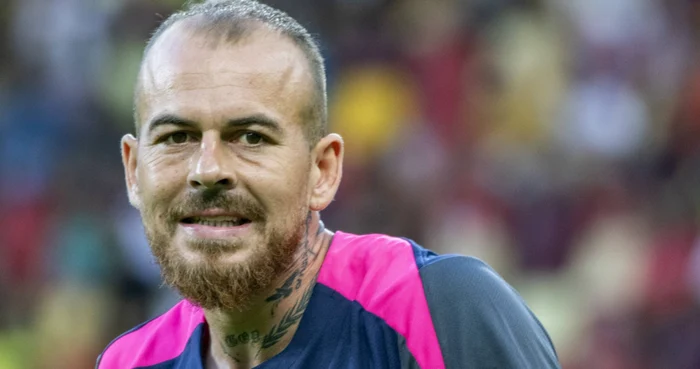 ---------Alibec-OUT-de-la-FCSB-Atacantul-pregtit-de-al-cincilea-mandat-la-Farul-Becali-l-a-lsat-s-plece-gratis-