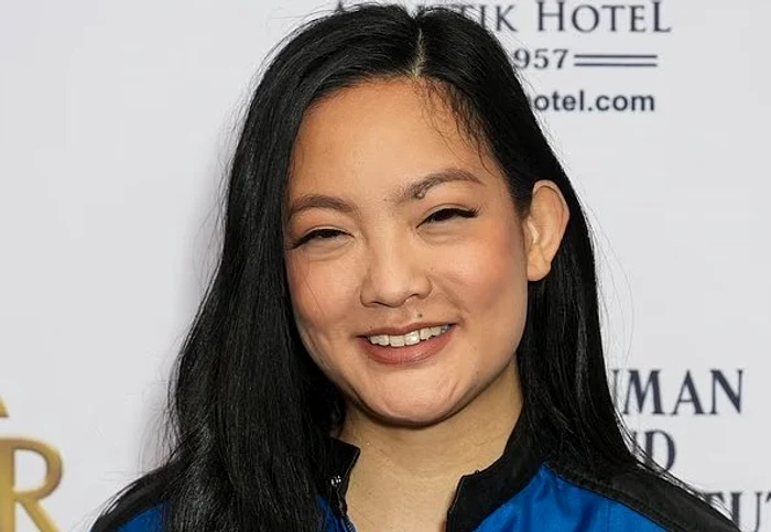 ---------Astronauta-vietnamez-care-a-fcut-parte-din-zborul-istoric-Blue-Origin-reclam-c-a-intrat-n-depresie-la-revenirea-din-spaiu