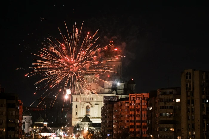 ---------Bucuretiul-sub-un-nor-toxic-dup-artificii-cartierele-unde-PM25-a-urcat-la-niveluri-record-