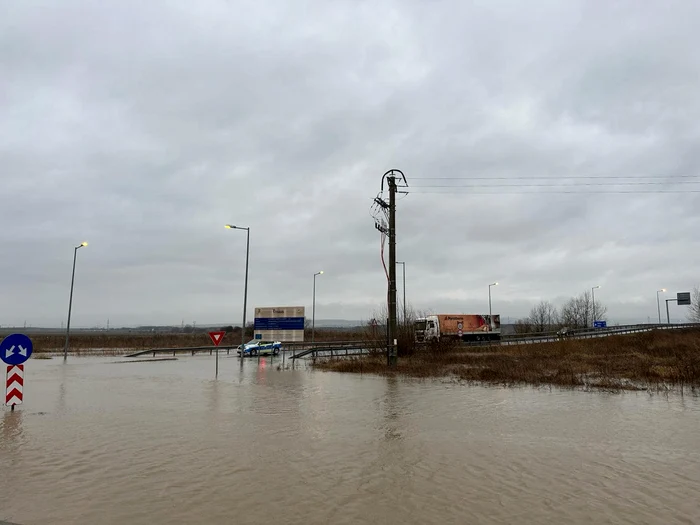 ---------Cod-portocaliu-i-galben-emis-de-hidrologi-n-mai-multe-zone-ale-rii-valabil-pn-vineri