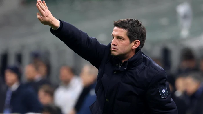 ---------Cristi-Chivu-i-pltete-datoriile-ctre-Jose-Mourinho-Legendarul-antrenor-sugerase-c-Inter-e-o-plrie-prea-mare-pentru-romn