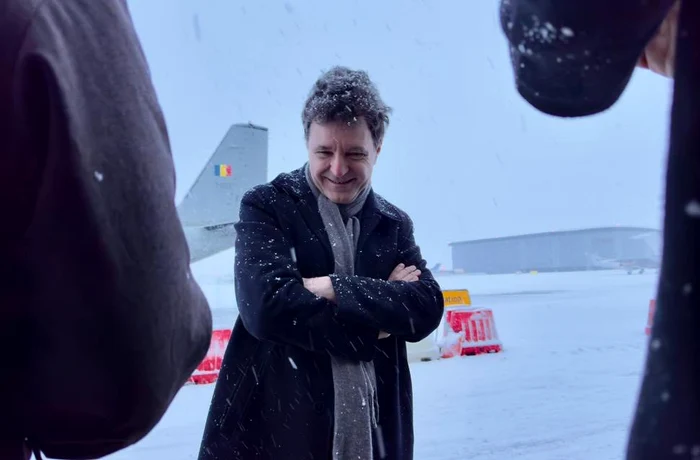 ---------Critici-dure-dup-ce-Nicuor-Dan-a-rmas-blocat-la-Paris-CTP-Preedintele-a-produs-un-risc-de-securitate