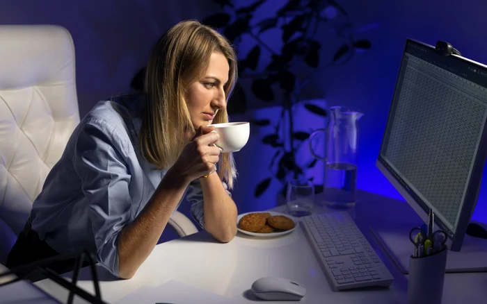 ---------Ct-de-atractiv-mai-este-lucrul-n-ture-de-noapte-Timpul-liber-pare-mai-mult-dar-nu-este-deloc-productiv