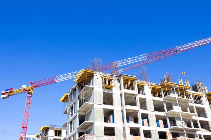 ---------Dezvoltator-imobiliar-obligat-la-plat-dup-ce-nu-a-livrat-un-apartament-la-termen-Ce-sum-a-obinut-o-ieeanc