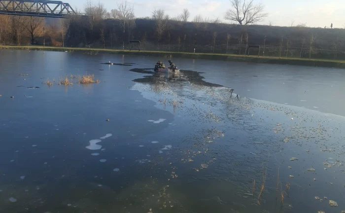 ---------Doi-copii-de-12-i-14-ani-plecai-la-colindat-s-au-necat-n-lacul-de-acumulare-Protopopeti-din-Vaslui