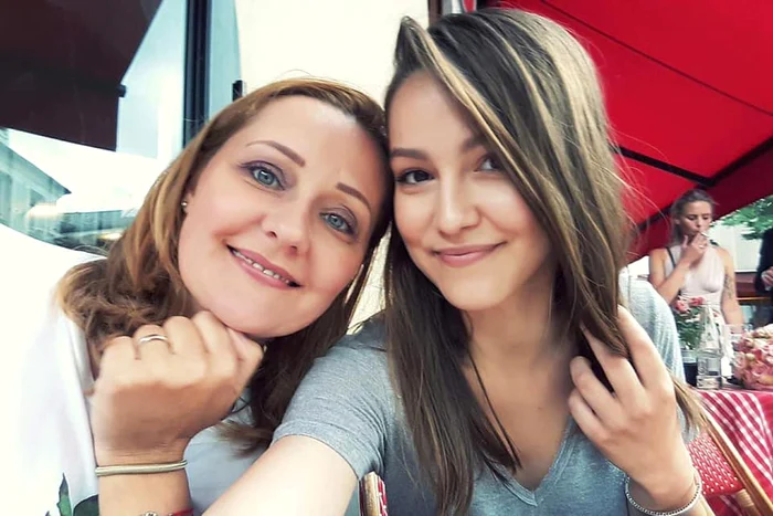 ---------Fiica-Elenei-Lasconi-s-a-nscris-n-Partidul-Socialist-Romn