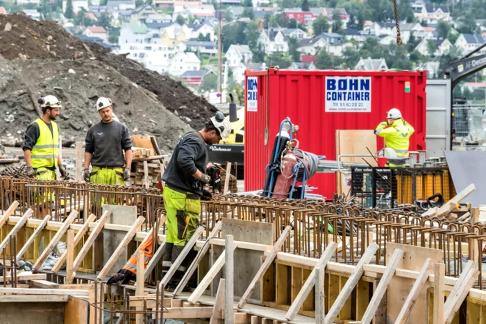 ---------Locuri-de-munc-pentru-romni-n-Norvegia-Suedia-Irlanda-i-Germania-Salariile-ajung-i-la-peste-46000-de-euro-brutan