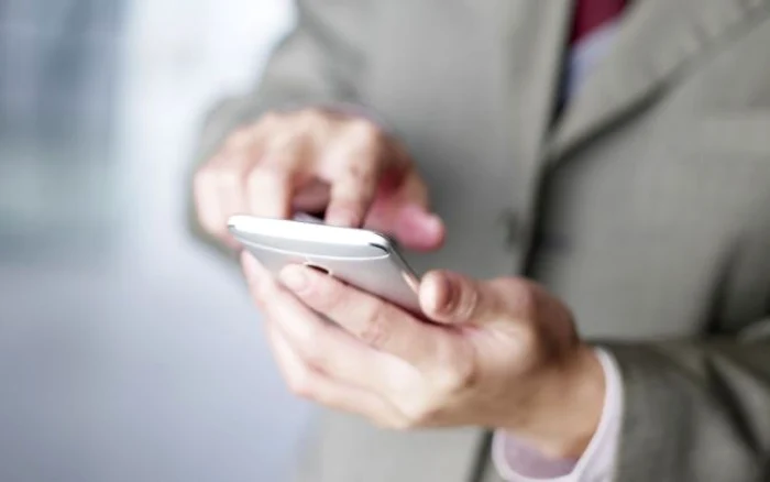 ---------Mesaje-false-de-la-curier-sau-apropiai-noua-arm-a-escrocilor-online-Cum-funcioneaz-fraudele